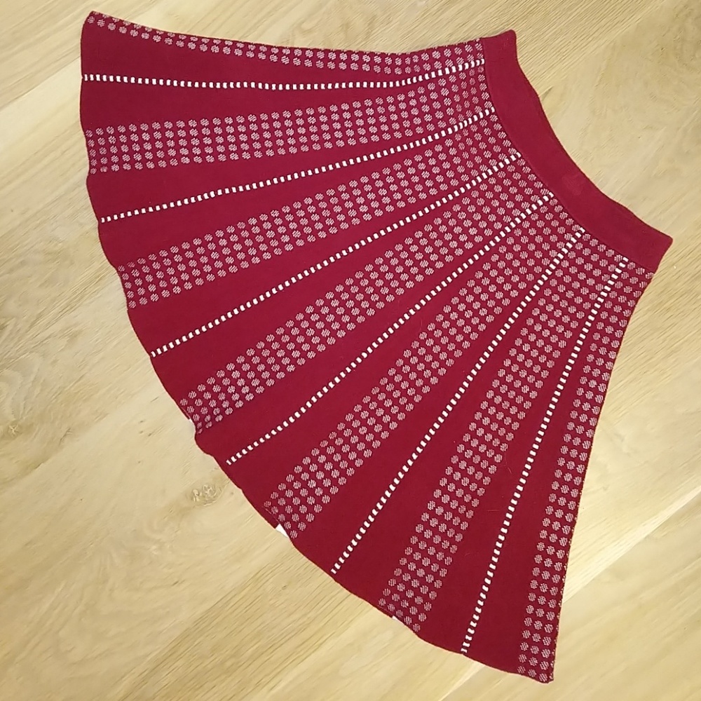 BCBGMaxAzria | Red and White Skirt